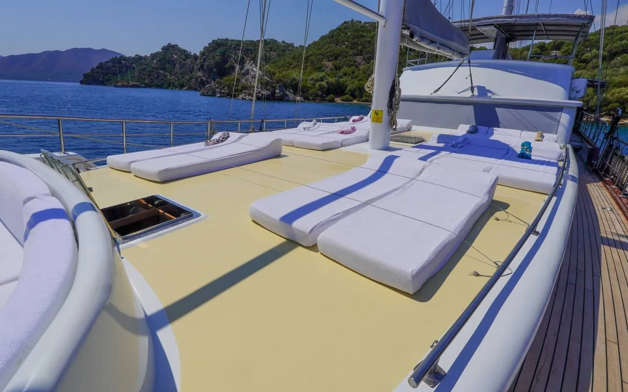 Perla Del Mar - Sunbathing Areas